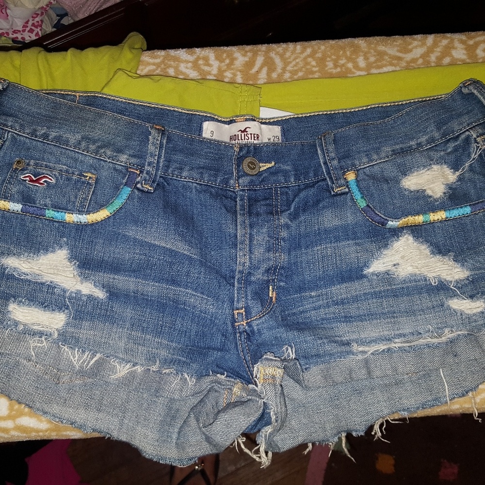 Hollister shorts size 9